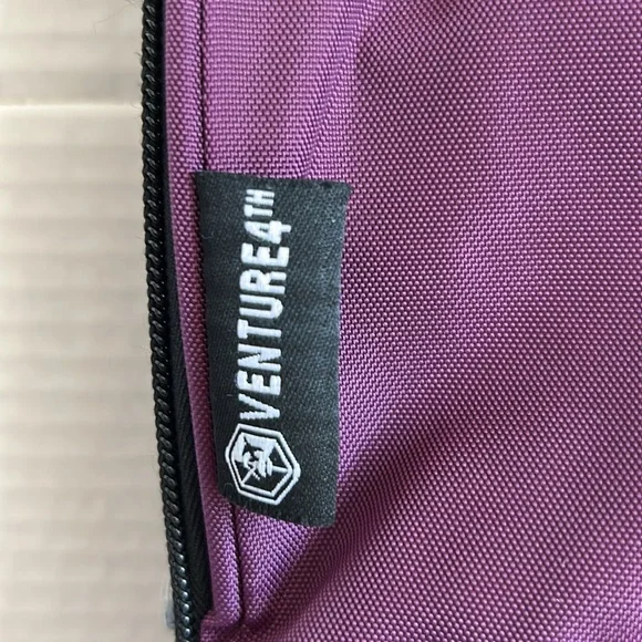 Venture 4th hanging travel toiletry bag, purple. - Picture 7 of 13
